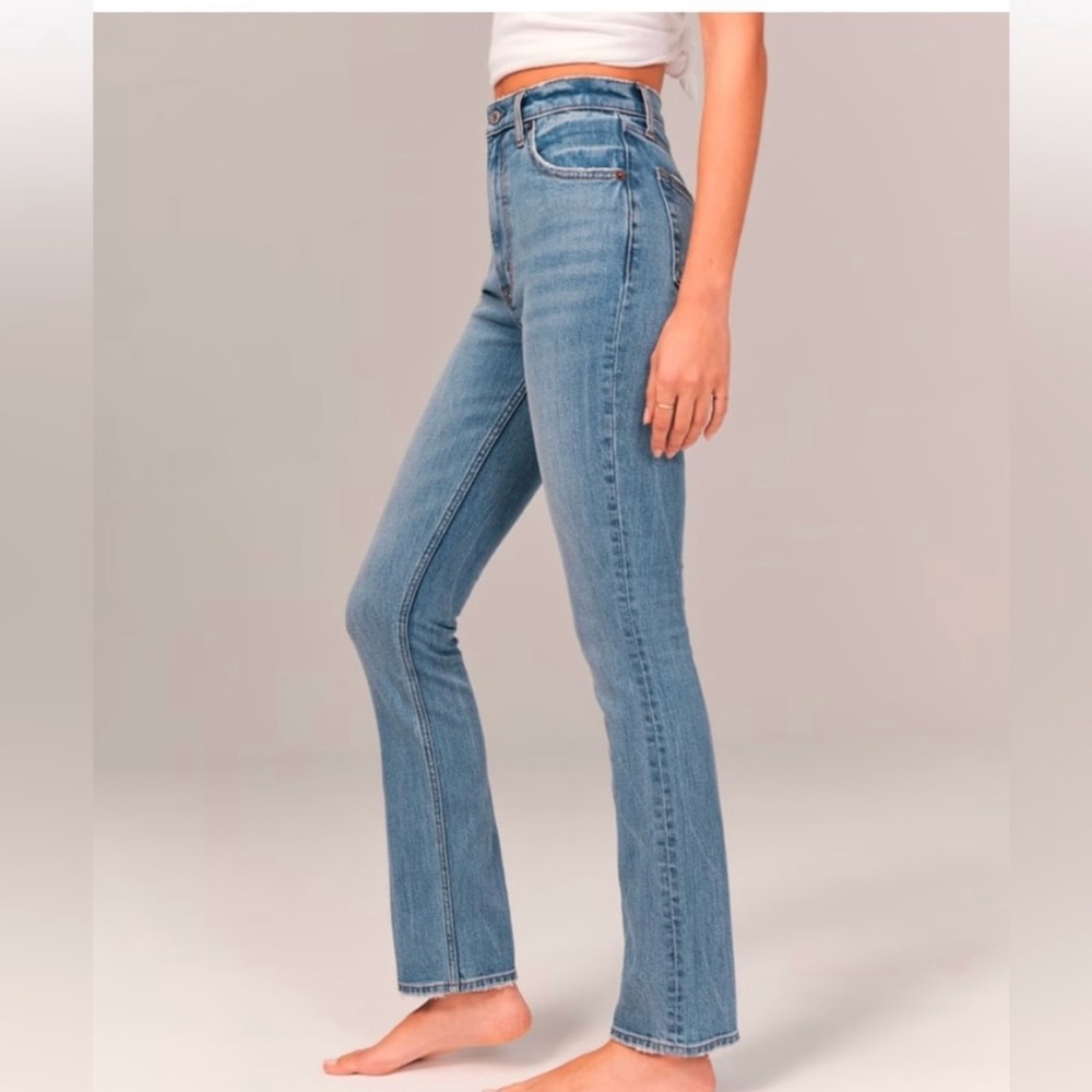 Abercrombie Ultra High Rise Slim Straight Jeans